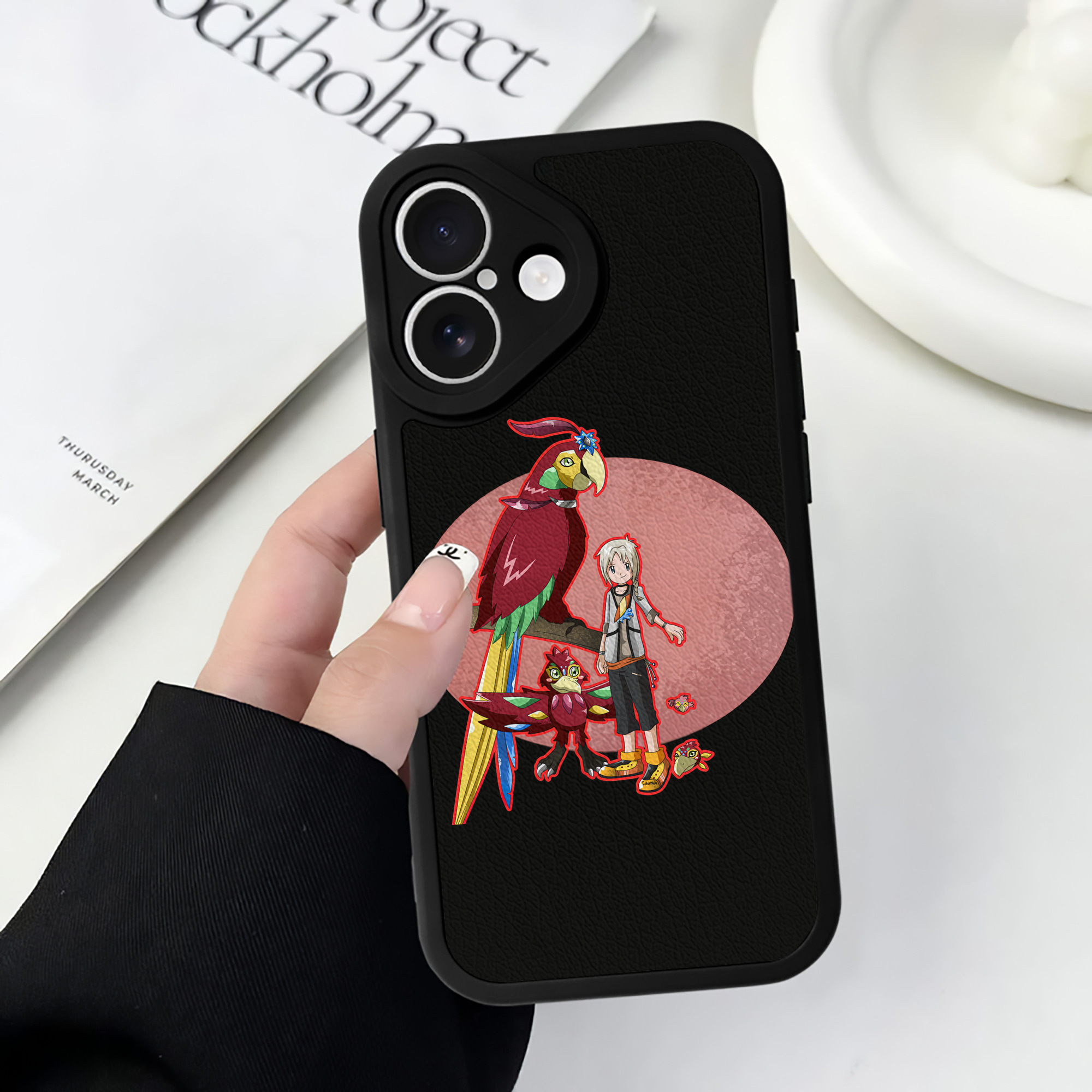 （画像用） Digimon デジタルモンスター/デジモン 【iPhone 16シリーズ対応】シリコンスマホケース（レザー調） 材質：シリコン